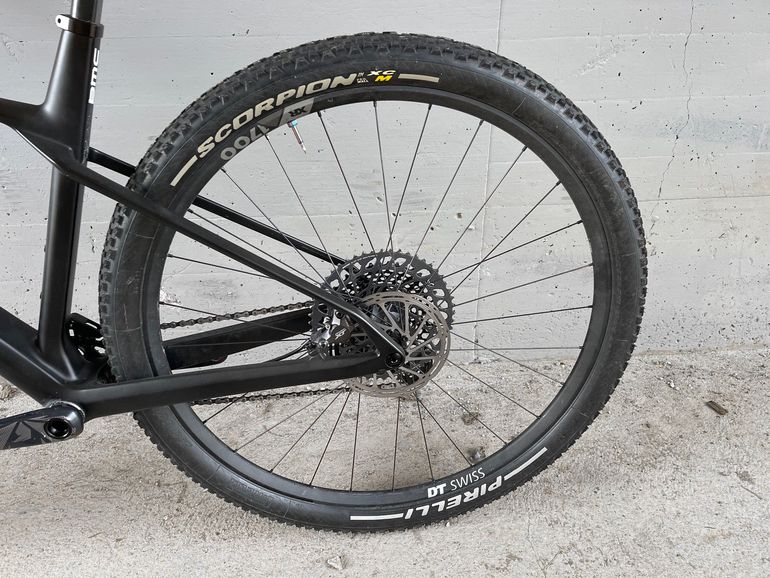 Used BMC Twostroke 01 AXS 2021 Mountainbike, Black — image 6 of 9