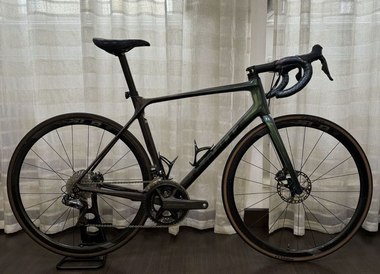 Used Giant TCR Advanced, Pro Disc 0 2021 2021 Road & Gravel, Grün — image 1 of 6