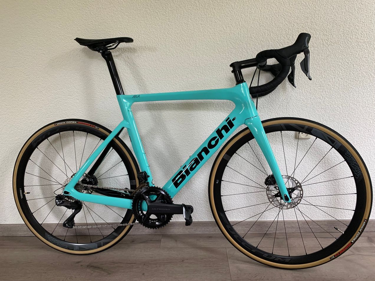 Bianchi Aria Ultegra Di2 used in 57 cm buycycle