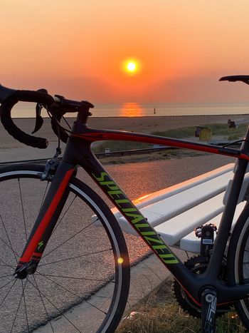 Used Specialized Women's Tarmac Disc Comp 2019 2019 Road & Gravel, Black — image 3 of 4