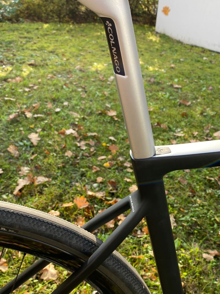 Used Colnago GRX 810 Di2 / Ultegra Di2 Disc 2022 Road & Gravel, Black — image 8 of 9