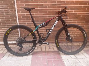 Canyon - Lux CF SL 8.0 2020, 2020