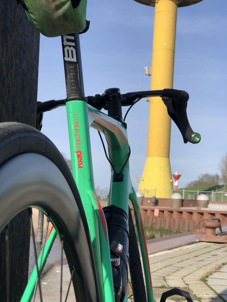 Used BMC Roadmachine 01 Module (Candy Green) 2018 Road & Gravel, Green — image 3 of 6