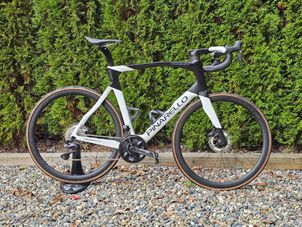 Pinarello - Dogma F12 Disk Ultegra, 2021