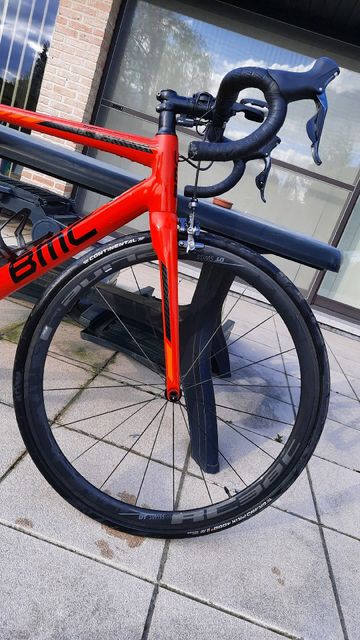 Used BMC SLR 01 di2 ultegra 2018 Road & Gravel, Red — image 7 of 12