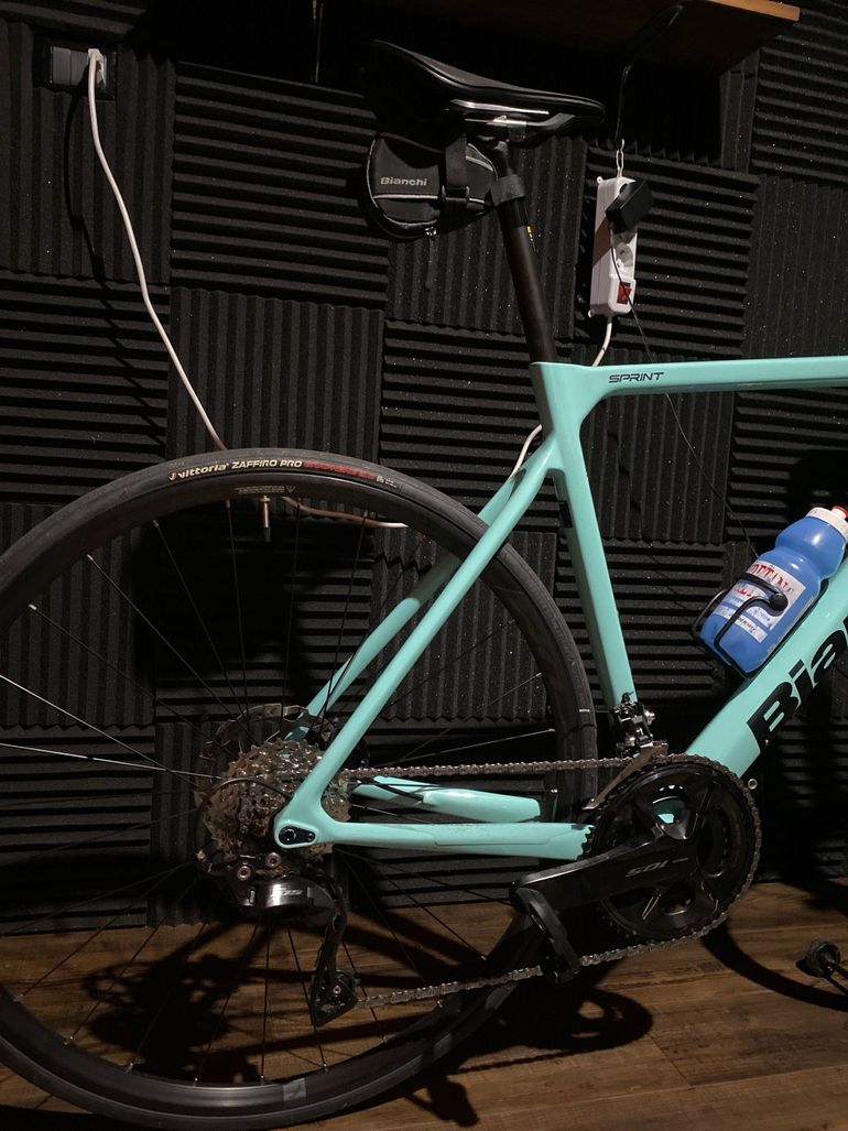 Used Bianchi Sprint - 105 Di2 2024 Road & Gravel, Blue — image 2 of 7