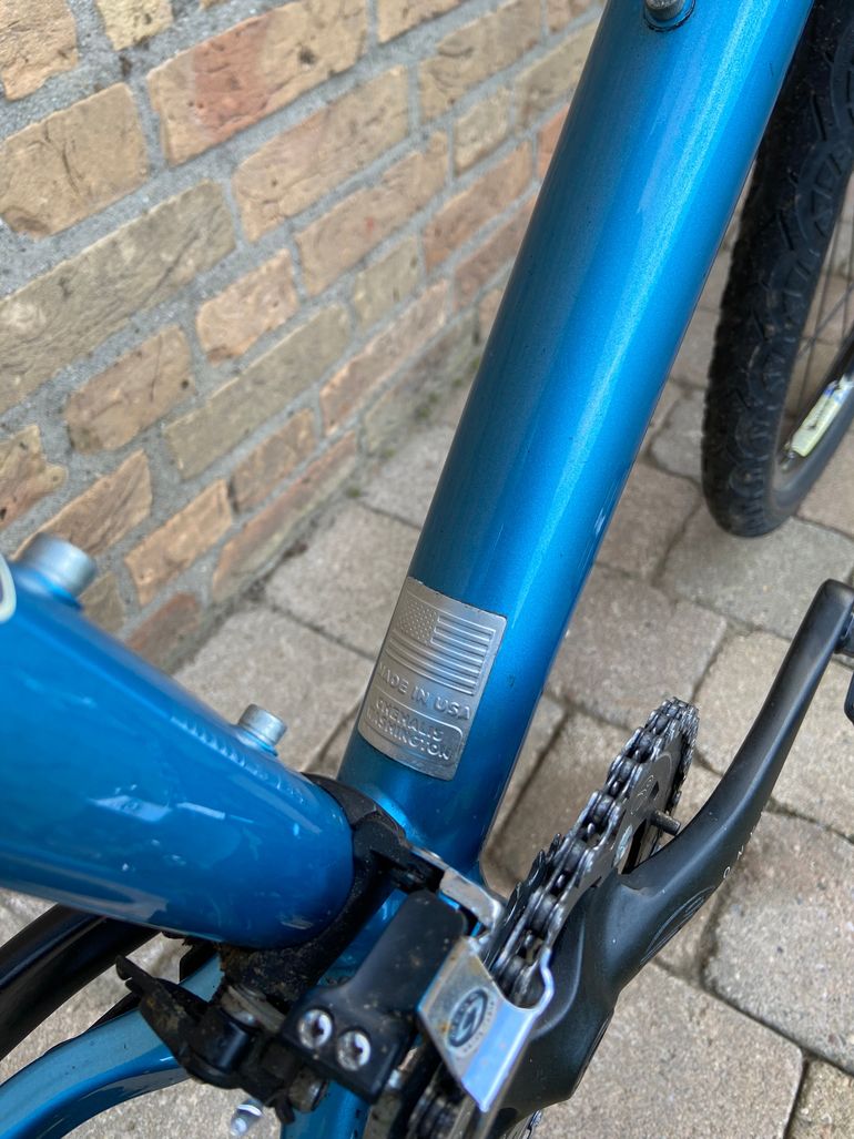 Used Trek Attitude 2002 Mountainbike, Blue — image 7 of 7