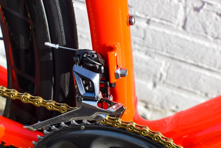 Used Specialized Allez Sprint Comp Disc 2021 Road & Gravel, Red — image 9 of 20