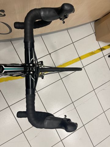 Used Bianchi intenso DURA ACE 2013 Road & Gravel, Black — image 7 of 8
