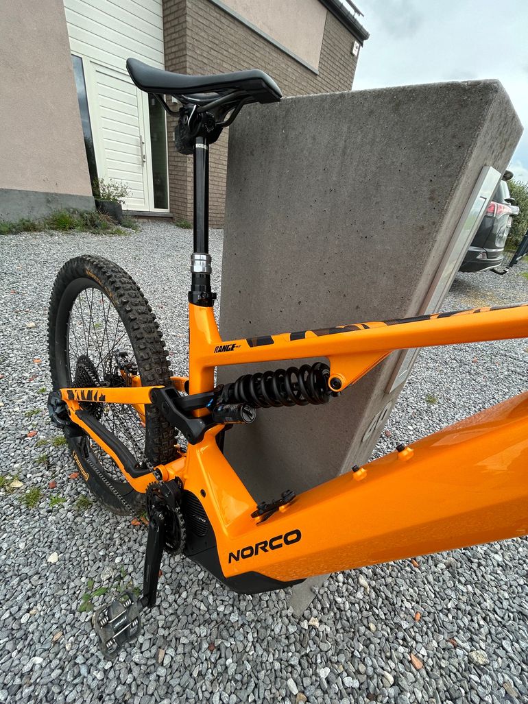 Gebrauchtes Norco Range VLT C2 2022 2022 Mountainbike, Orange, 29 — Bild 3 von 5