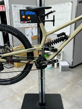 Used Commencal FURIOUS RIDE 2021 2021 Mountainbike, Black, 27.5 — image 2 of 12