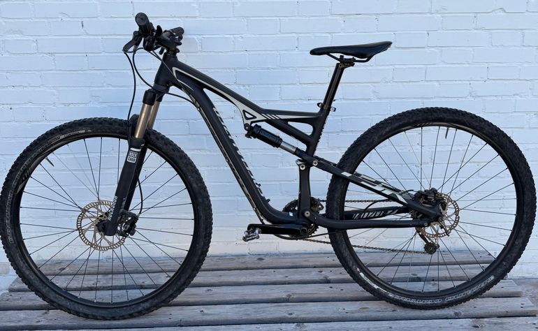 Used Specialized FSRxc Comp 2020 Mountainbike, Black — image 2 of 5