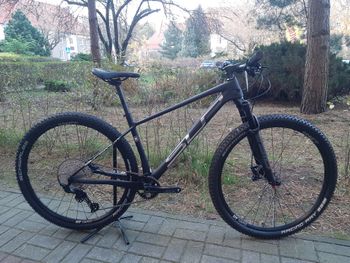 Used Superior XP 969 2022 2022 Mountainbike, Black, 29 — image 1 of 5