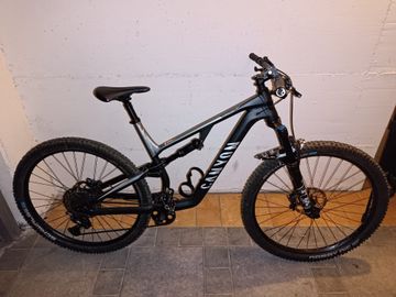 Canyon Neuron 7 2021 taglia XL 2021 Mountainbike usato, Nero — immagine 1 di 3