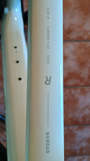 Used CUBE NUROAD HYBRID C:62 RACE FE 400X 2025 Road & Gravel, White — image 3 of 12