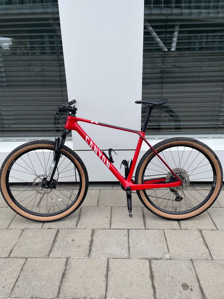 Used Canyon Exceed CF 5 2022 2022 Mountainbike, Red, 29 — image 2 of 10