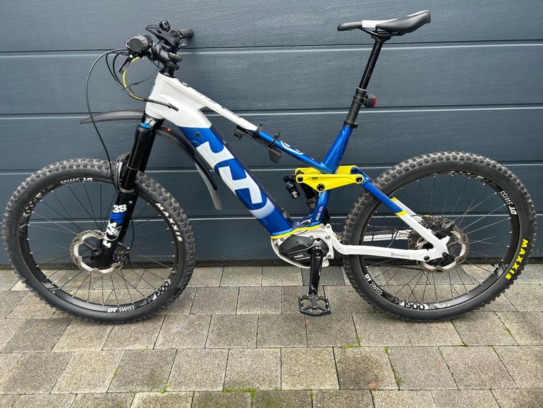 Husqvarna Hard Cross 8 used in XL buycycle UK