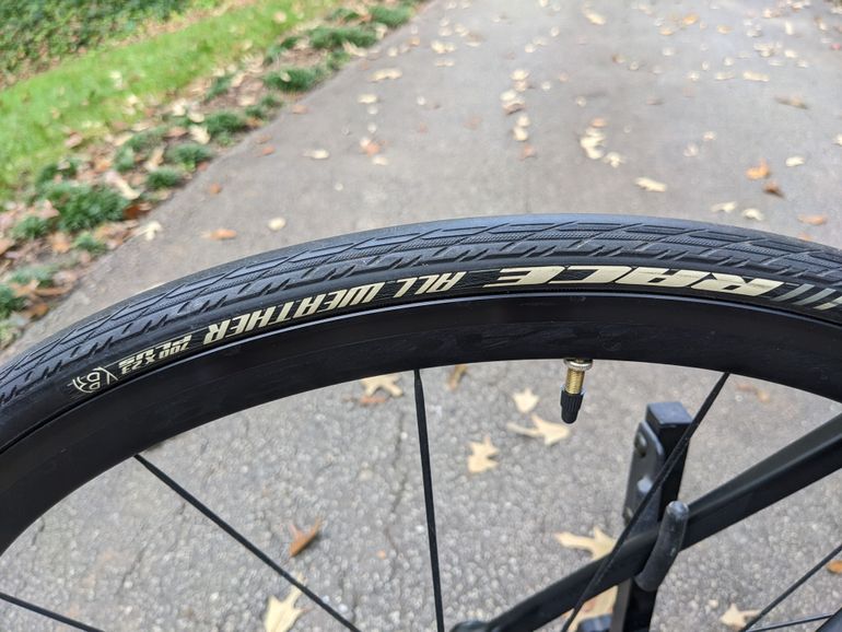 Used Trek District Carbon 2010 Road & Gravel, Black — image 4 of 29