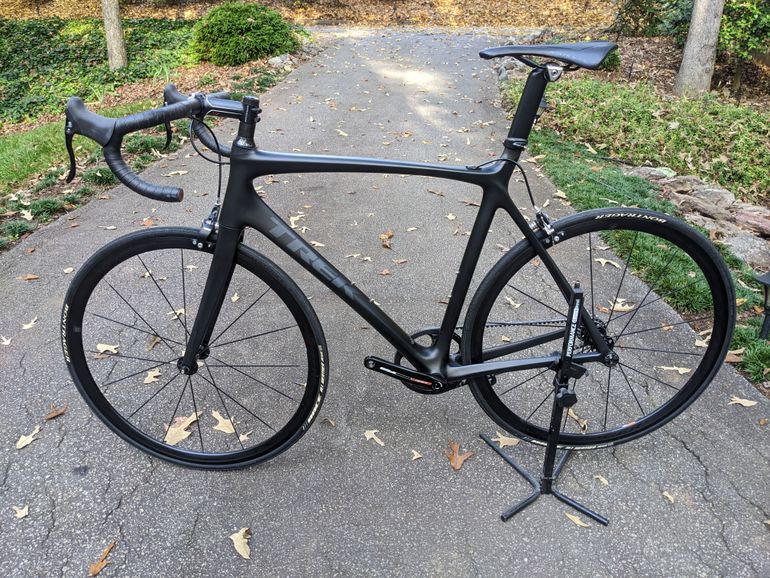 Used Trek District Carbon 2010 Road & Gravel, Black — image 2 of 29