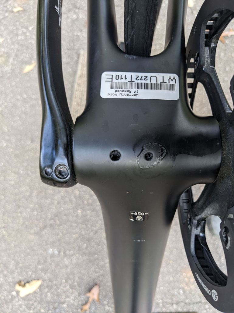 Used Trek District Carbon 2010 Road & Gravel, Black — image 16 of 29