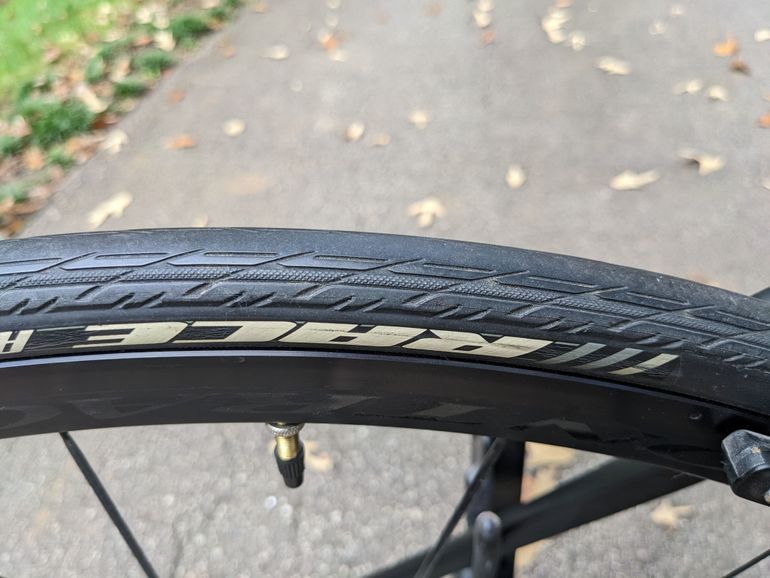 Used Trek District Carbon 2010 Road & Gravel, Black — image 27 of 29