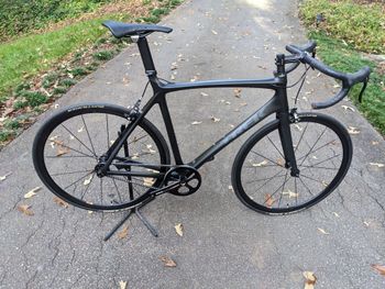 Used Trek District Carbon 2010 Road & Gravel, Black — image 1 of 29