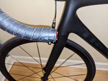 Used Trek District Carbon 2010 Road & Gravel, Black — image 28 of 29