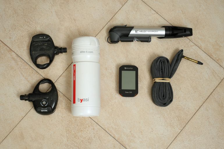 Used Bianchi Via Nirone 7 2018 Road & Gravel, Black — image 7 of 7