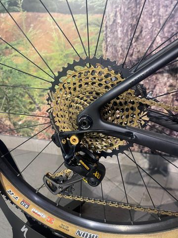 Used Trek Procaliber 9.8 SL 2017 2017 Mountainbike, Black, 27.5, 29 — image 2 of 8