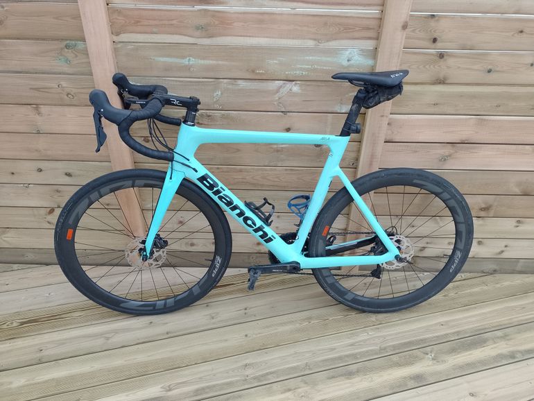 Brugt Bianchi Aria Disc 105 2024 Road & Gravel — billede 2 af 4