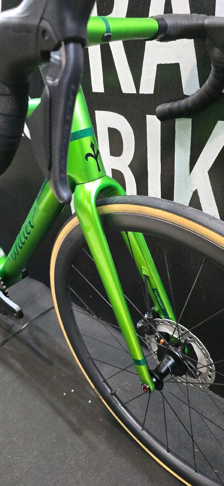 Used Wilier VERTICALE SLR 2025 Road & Gravel, Green — image 3 of 9