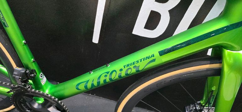 Used Wilier VERTICALE SLR 2025 Road & Gravel, Green — image 8 of 9
