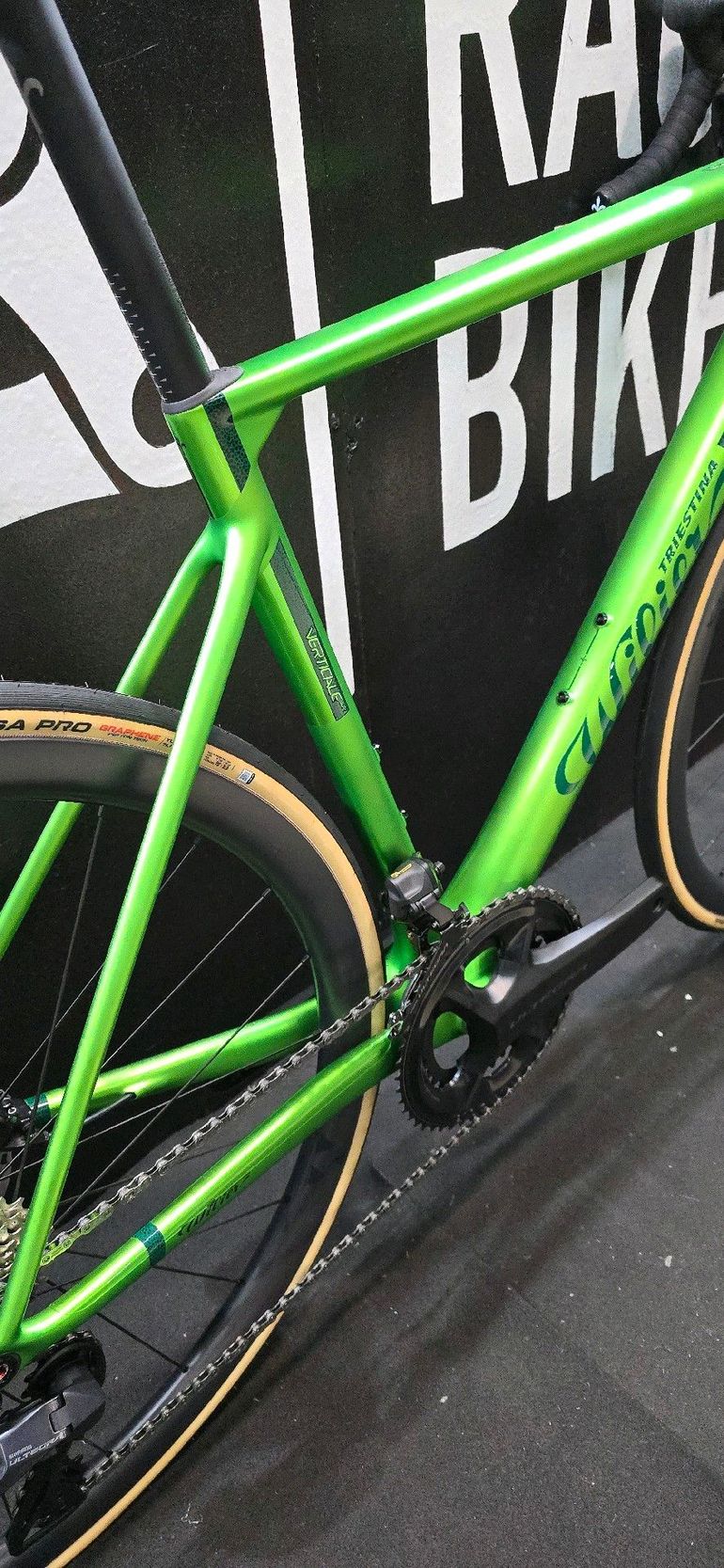 Used Wilier VERTICALE SLR 2025 Road & Gravel, Green — image 4 of 9