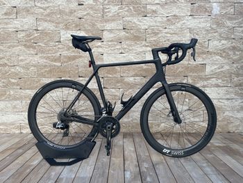 Canyon Endurace CF SLX Disc 9.0 LTD 2017 Road & Gravel usato, shop.filter.color.1 — immagine 1 di 8