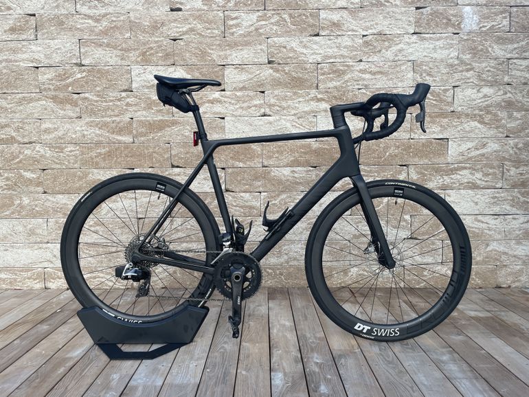 Canyon Endurace CF SLX Disc 9.0 LTD 2017 Road & Gravel usato, shop.filter.color.1 — immagine 1 di 8