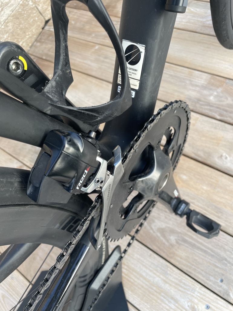 Canyon Endurace CF SLX Disc 9.0 LTD 2017 Road & Gravel usato, shop.filter.color.1 — immagine 6 di 8
