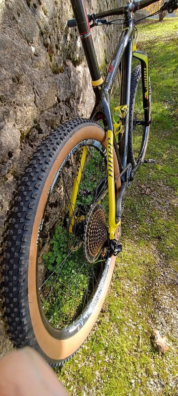 Used Niner AIR 9 RDO SRAM XX1 EAGLE GOLD 1 x 12V 2017 Mountainbike, Black — image 27 of 60