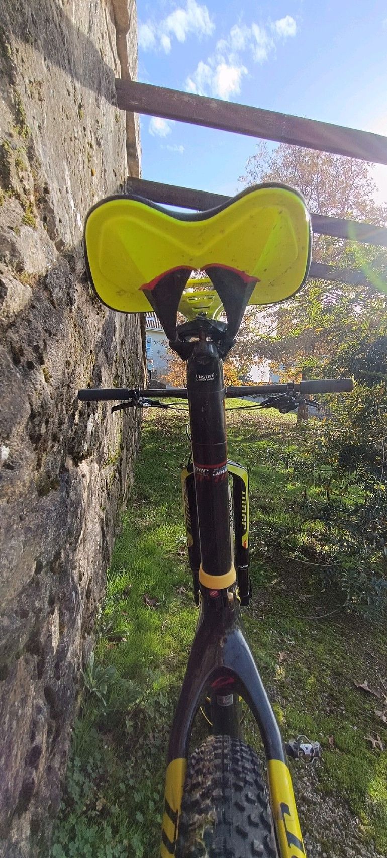 Used Niner AIR 9 RDO SRAM XX1 EAGLE GOLD 1 x 12V 2017 Mountainbike, Black — image 30 of 60