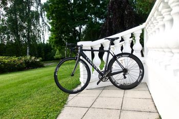 Used Canyon Ultimate CF SLX F10 2012 Road & Gravel — image 1 of 9