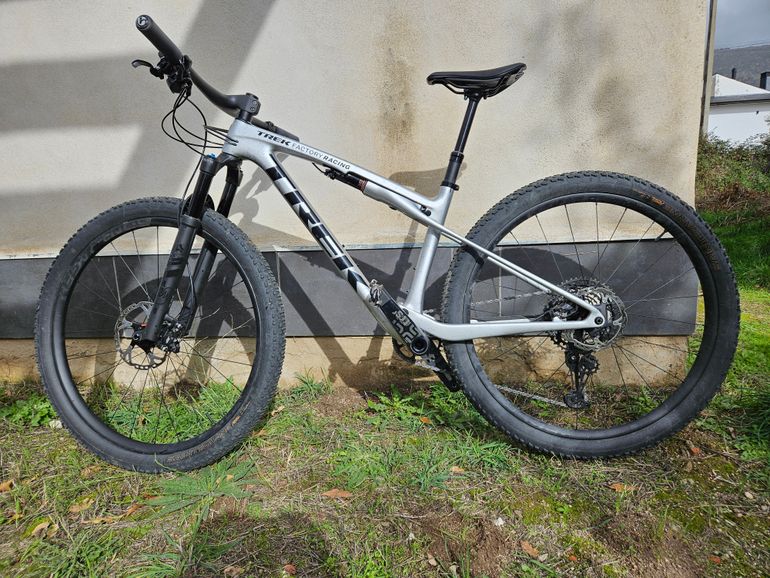 Trek Supercaliber SLR 9.8 XT Gen 2 used in M buycycle