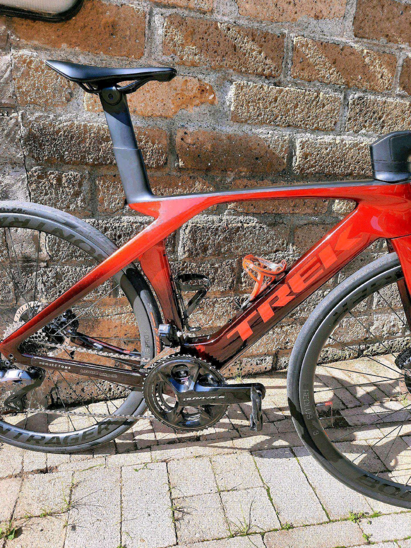 【未使用】TREK MADONE GEN7 シートポスト ショート TREK MADONE GEN7 シートポスト ショート 未使用】TREK MADONE GEN7