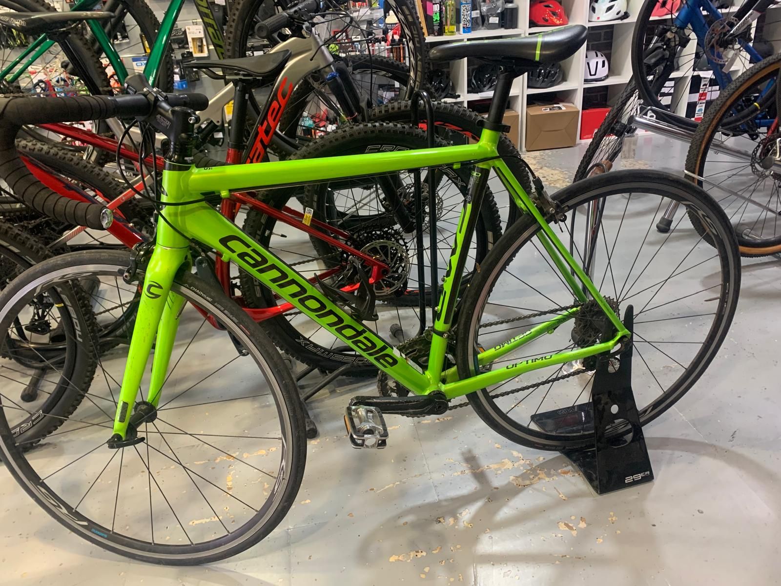 Cannondale CAAD Optimo Tiagra