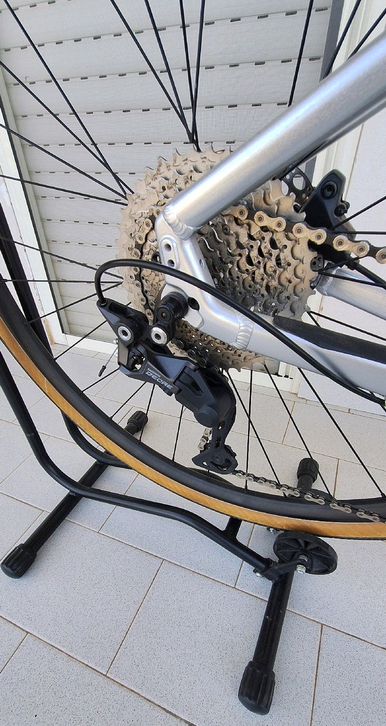Used Specialized Sirrus X 3.0 2022 Road & Gravel, Light Gray — image 3 of 8