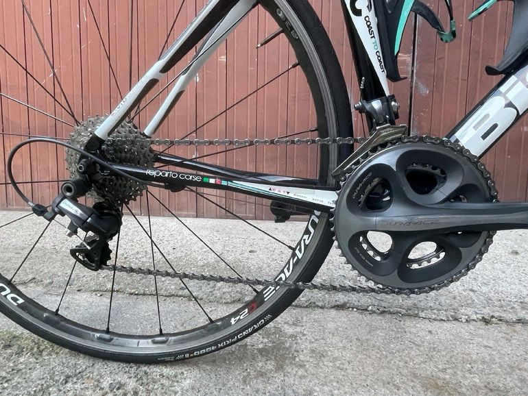 Brugt Bianchi Infinito Ultegra Compact 2013 2013 Road & Gravel — billede 3 af 11