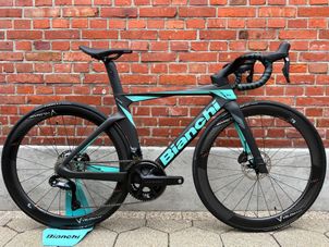 Bianchi LIKE NEW! Bianchi Oltre Pro Full Carbon/Shimano Ultegra 
