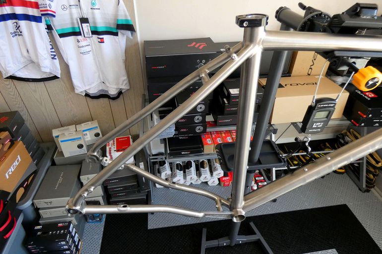 Used Lynskey GR300 SRAM Force AXS XPLR 1x 2024 Road & Gravel, Light Gray — image 19 of 32