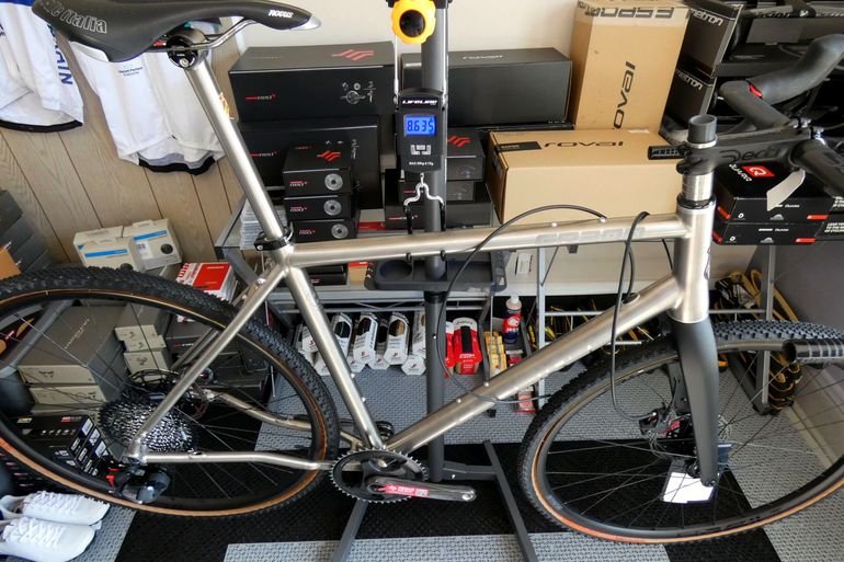 Used Lynskey GR300 SRAM Force AXS XPLR 1x 2024 Road & Gravel, Light Gray — image 6 of 32