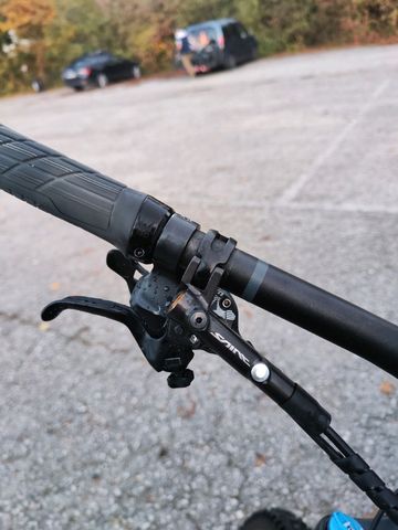 Used Trek Slash 9.7 2020 2020 Mountainbike, Black, 29 — image 10 of 10