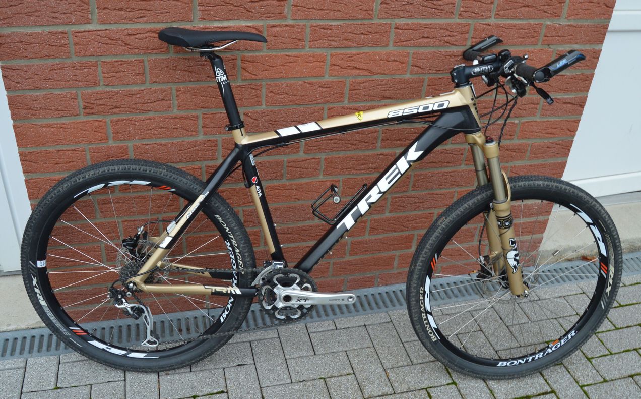 Trek 8500 price sale