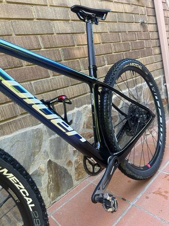 Brugt Canyon Exceed CF 8 2024 2024 Mountainbike — billede 6 af 8